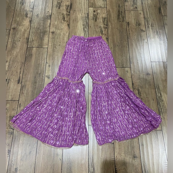 Purple Garara -> Traditional Indian Suit - Picture 8 of 13